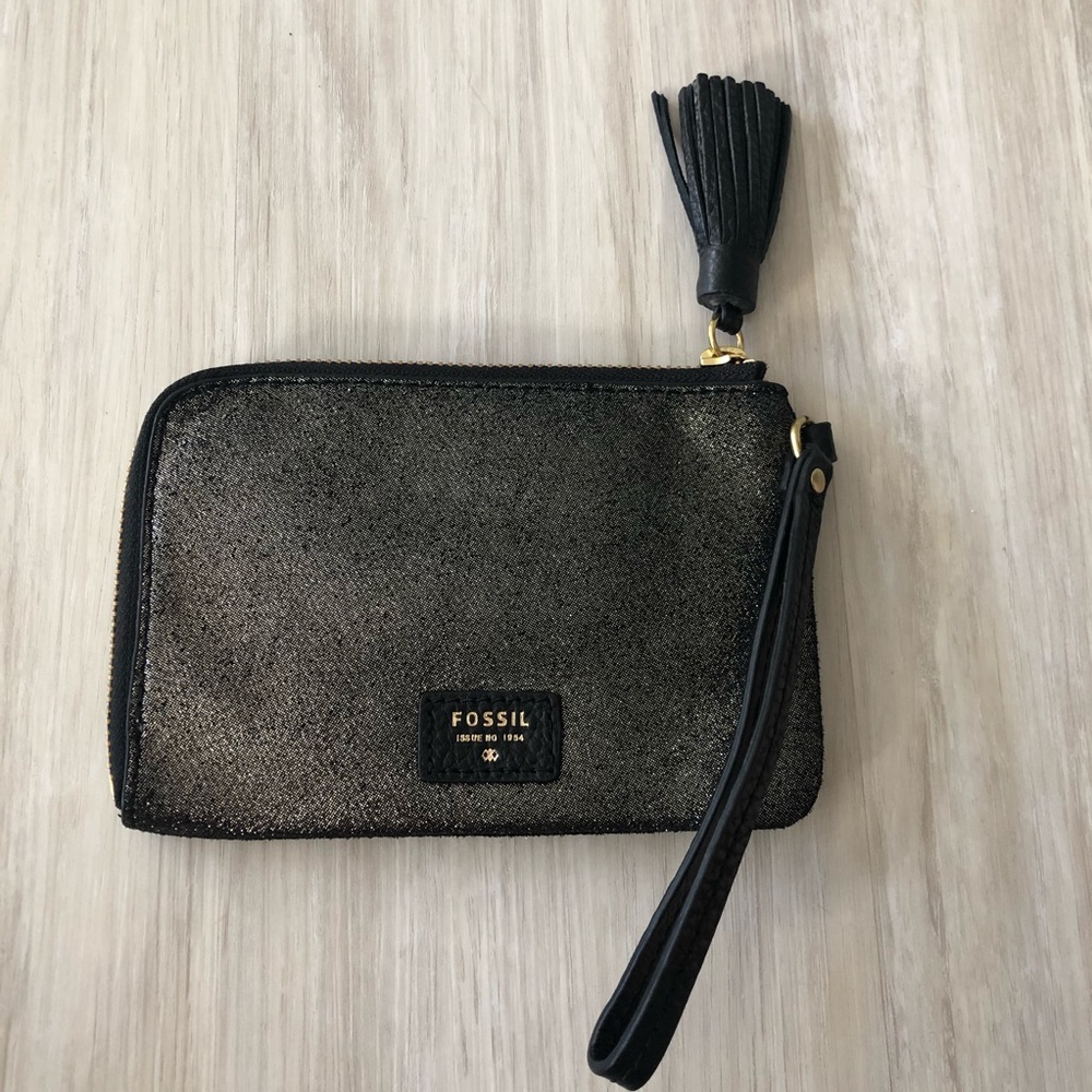 ❌NOT FOR SALE❌ Tara wristlet gold/black zip around